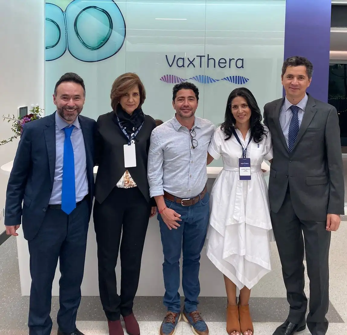 INAUGURACION_LABORATORIO_VAXTERA